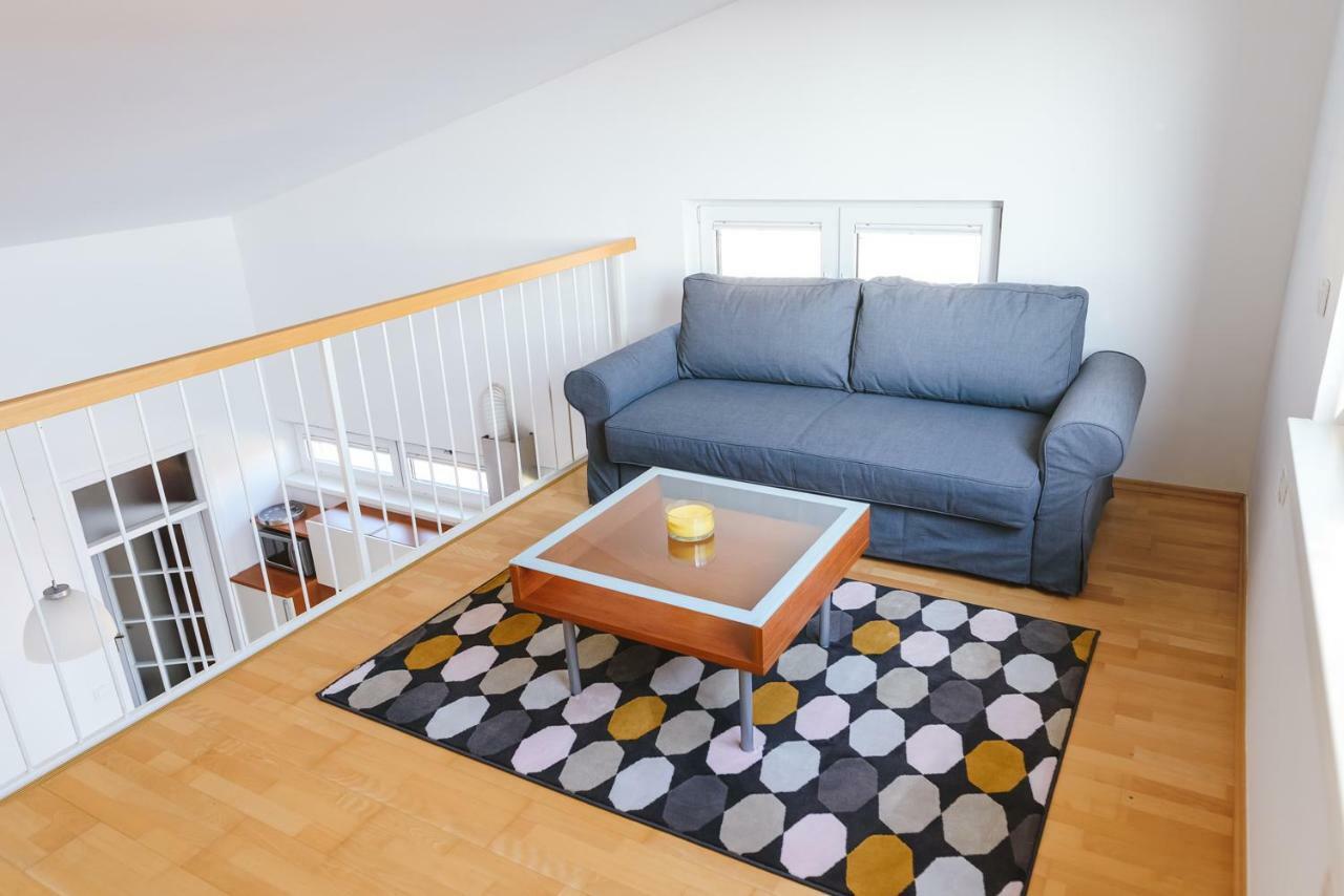 Apartma Joy - Private Beach Lägenhet Ankaran Exteriör bild